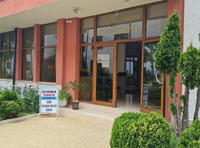 Famagusta Antoniya Ахелой