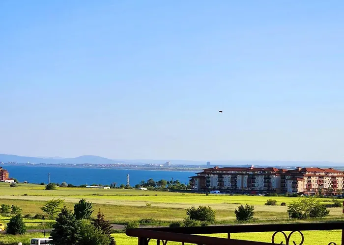 Famagusta Antoniya Апартхотел *